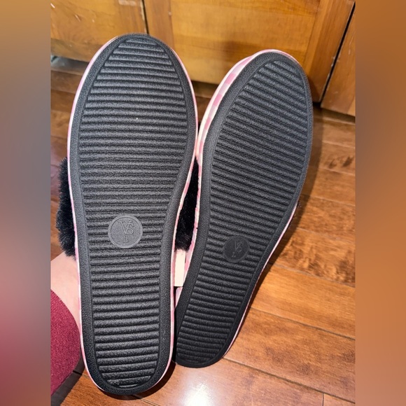 Victoria’s Secret Slippers - Picture 3 of 3